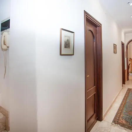 Apartment Belvedere House *