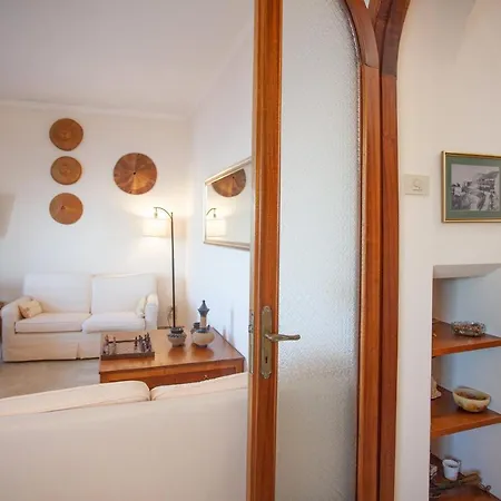 Apartment Belvedere House