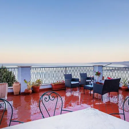 Apartment Belvedere House