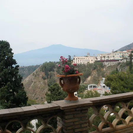 Apartment Belvedere House *